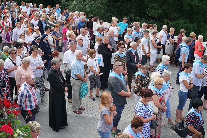 Homilia Bp Tadeusza Bronakowskiego, niedziela 37. Pielgrzymka AT na Jasną Górę